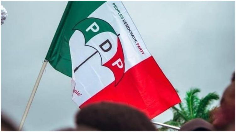 PDP chieftain assumes royal duties, many years after election